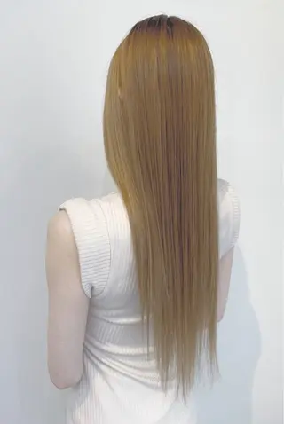 ロング カラー 今雪 聡美のヘアスタイル