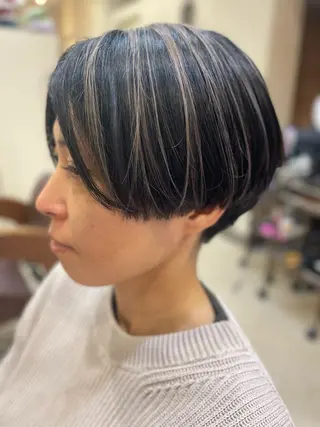 ショート カラー カラー/フリーランス 鈴木　亜紀子のヘアスタイル