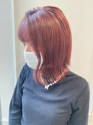 ショート カラー 小顔レイヤー/ ベージュ🤍Rieのヘアスタイル