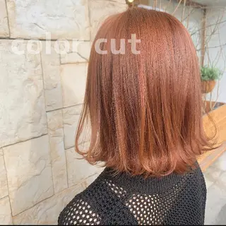 ショート カラー F-LILA (リラ)Ainaのヘアスタイル