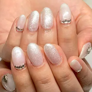 ネイル VOGUE ×SWANのネイルデザイン