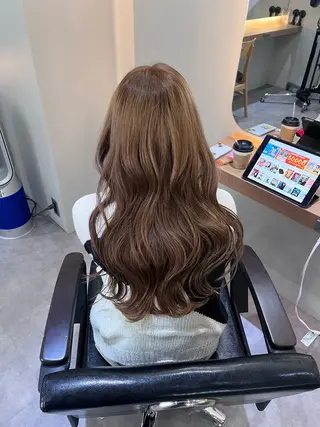 カラー ロングカット/ うる艶カラー/ユイのヘアスタイル