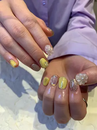 ネイル マキノ ユイのネイルデザイン