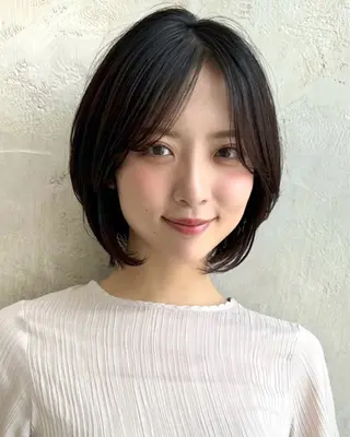 ショート カラー 💍新宿ショート 💍岩田莉奈のヘアスタイル