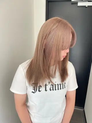 ロング カラー YUI/ ブリーチカラー🌷のヘアスタイル