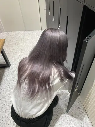 ロング カラー juri .のヘアスタイル