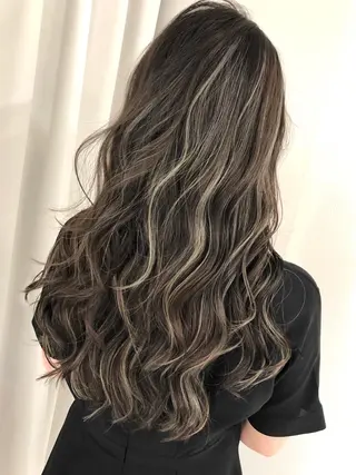 ロング カラー 若杉 諒のヘアスタイル