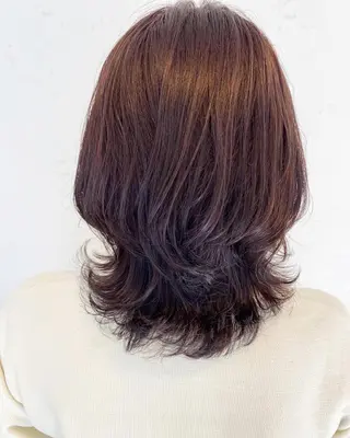ミディアム カラー 伊藤 さやかのヘアスタイル