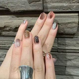 ネイル repos~ルポ~所属・里見 麗のネイルデザイン