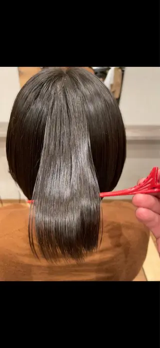 ショート カラー 鵜飼 真伍のヘアスタイル