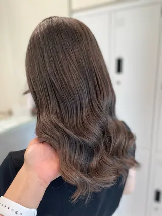セミロング 茅ヶ崎/ alomのヘアスタイル