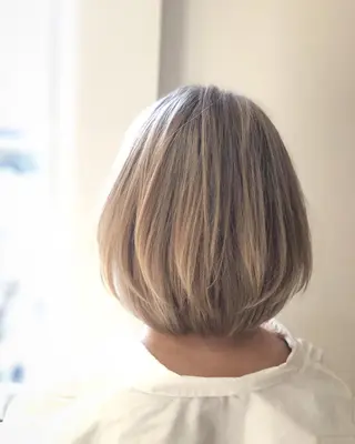 ショート カラー ブリーチカラー🌈 石垣翔太のヘアスタイル
