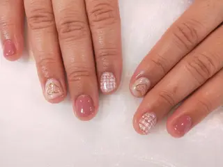 ネイル はばすみれ🎀ﾈｲﾙ 光ﾌｪｲｼｬﾙ ﾍｱのネイルデザイン