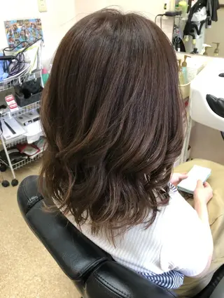 ミディアム カラー 石塚 浩のヘアスタイル