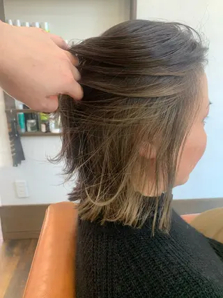 ミディアム ヘアデザイン　アール所属・對比地 茜のヘアスタイル