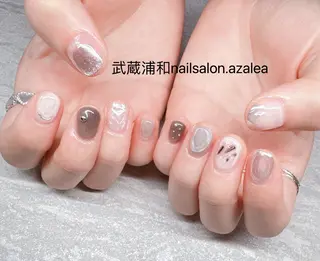 ネイル R inのネイルデザイン