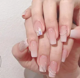 ネイル Queens マオのネイルデザイン