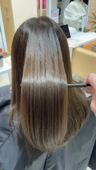 セミロング 💫小顔カット TAROのヘアスタイル