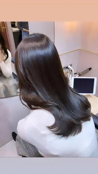 セミロング 新宿/韓国レイヤー 髪質改善カラー/角所のヘアスタイル