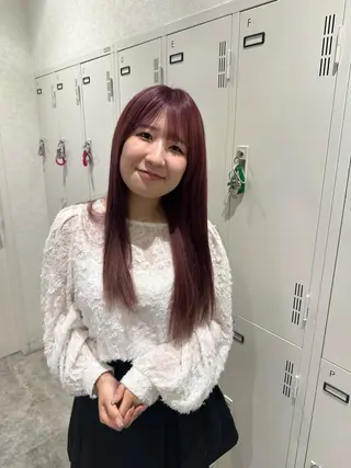 ロング カラー シールエクステ/ ブリーチカラーのヘアスタイル