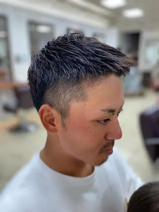 メンズ HIRAGA MIKIのヘアスタイル