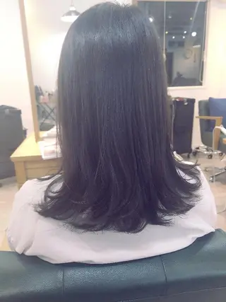ミディアム すずき えりのヘアスタイル