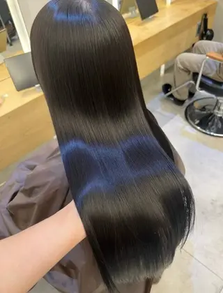 カラー 中島愛佳🐥⸒⸒ 縮毛矯正/艶髪カラーのヘアスタイル