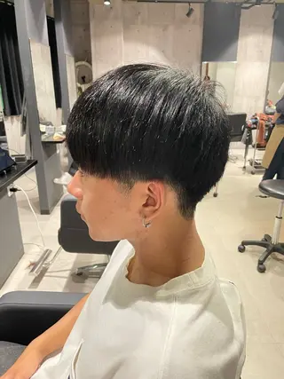 ショート パーマ メンズ _WHITE / KENTOのヘアスタイル