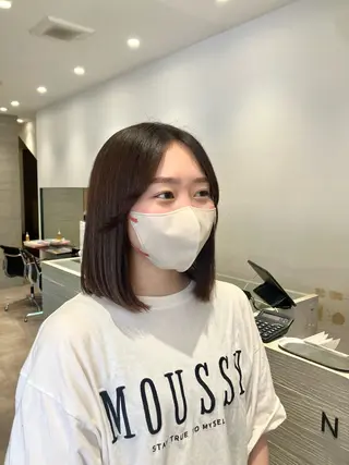 ショート サキ🤍ハイトーン 🩰くびれ巻きヘアのヘアスタイル