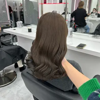 セミロング カラー ヘアアレンジ mai🍑暖色カラー /レイヤー💖のヘアスタイル