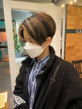 ショート カラー 田中 あやなのヘアスタイル