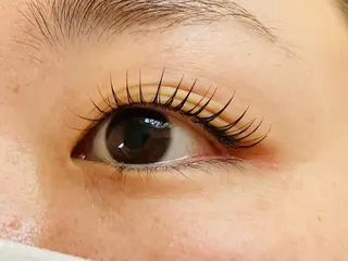 マツエク・マツパ Luana所属・高橋 都のマツエク・マツパデザイン