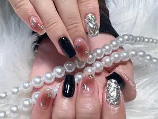 ネイル 💎CC・NaNa 韓国風ネイル🌙Cのネイルデザイン