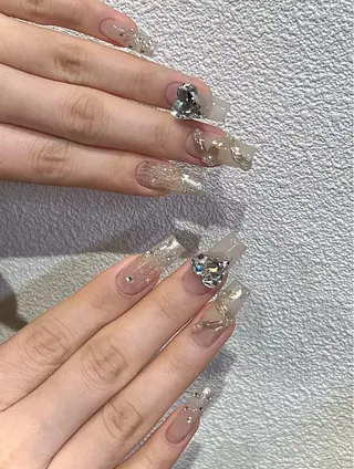 ネイル D-BEAUTY Nailsalonのネイルデザイン