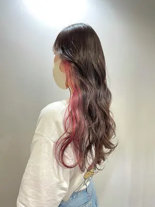 ロング カラー 横山 奈央のヘアスタイル