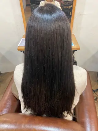 ロング 牧 藍歌のヘアスタイル