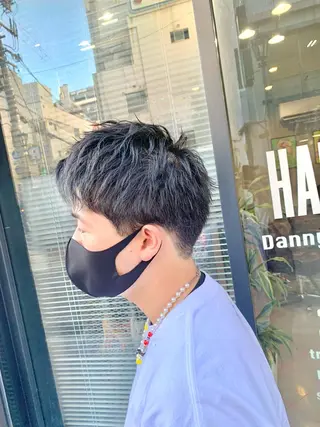 ショート メンズ 【扱いやすいパーマ】 眞鍋拓己のヘアスタイル