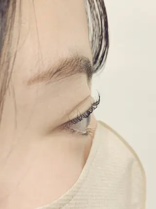 マツエク・マツパ やまにたゆか🌿 Nordlysのマツエク・マツパデザイン