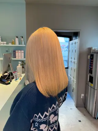 ミディアム カラー ブリーチカラー 🩵MIZUKIのヘアスタイル