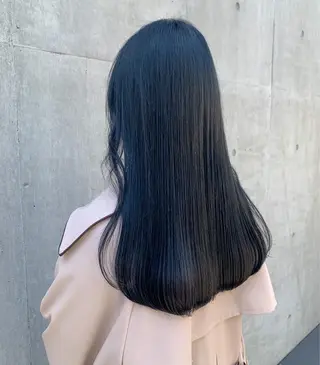 ロング カラー ヘアアレンジ yuka .のヘアスタイル