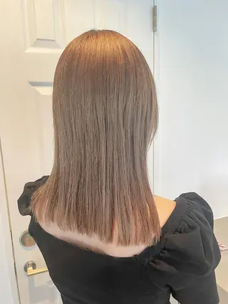 カラー パーマ ミディアム CEINE PATHのヘアスタイル
