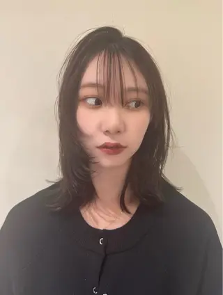 ミディアム シンタニナオト /梅田茶屋町のヘアスタイル