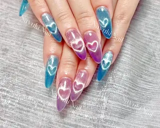 ネイル 🦋 Queenieのネイルデザイン