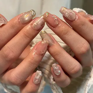 ネイル Salondevi2 isanaのネイルデザイン