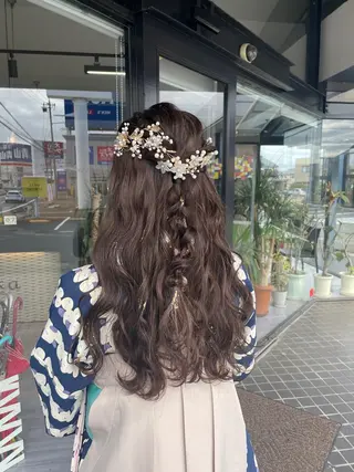 ロング ヘアアレンジ マキノ キョウカのヘアスタイル