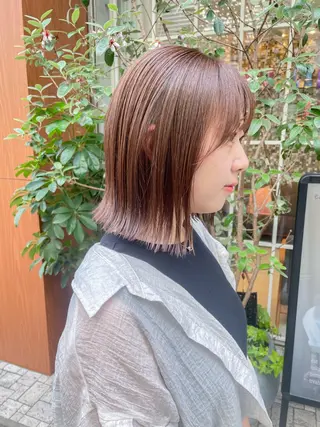 ミディアム カラー ボブ ブリーチ/miinaのヘアスタイル