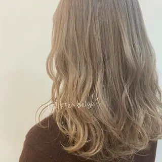 セミロング カラー 🌼透け感カラー 🌼Rinaのヘアスタイル