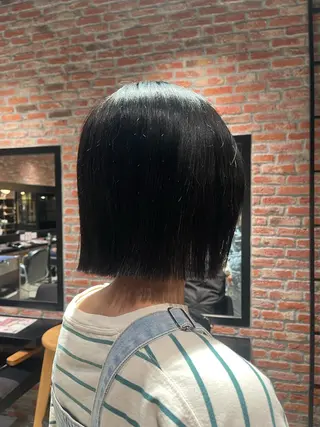 ミディアム rin 🖤〈大宮〉のヘアスタイル