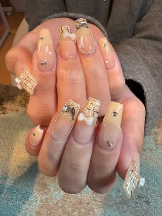 ネイル Brodia nailsのネイルデザイン