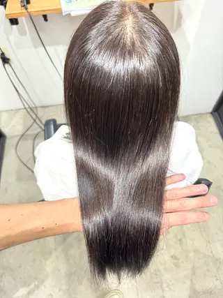 ミディアム ツヤツヤ縮毛矯正 /美髪カラー　小山のヘアスタイル
